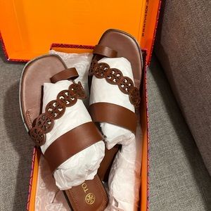 Tory Burch Miller Slides / Sandals, New , Brown, 10mm Toe Ring Slide